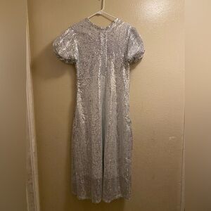 B16-Brand New Elegant Silver Sequin Dress size Medium